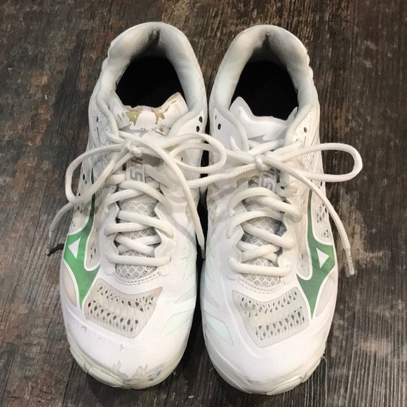 Mizuno Wave Lightening Z5 Volleyball Shoes - Picture 3 of 13